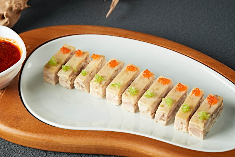 冷切蘸汁三黄鸡压鸡皮冻图片