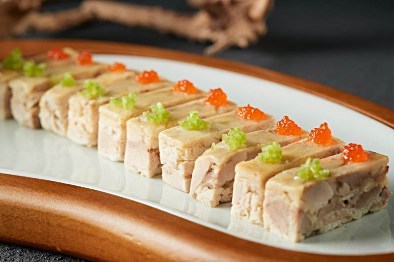 冷切蘸汁三黄鸡压鸡皮冻图片