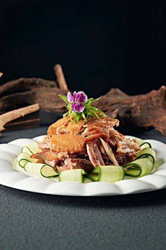 卤味传统手撕熏鸡图片