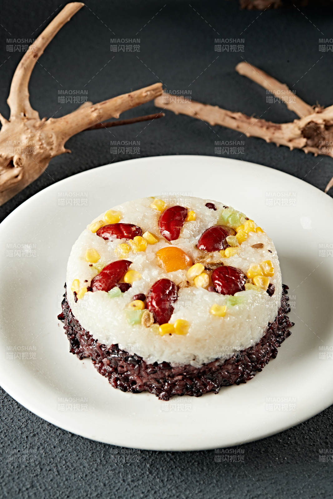 婚宴甜品糯米八宝饭图片