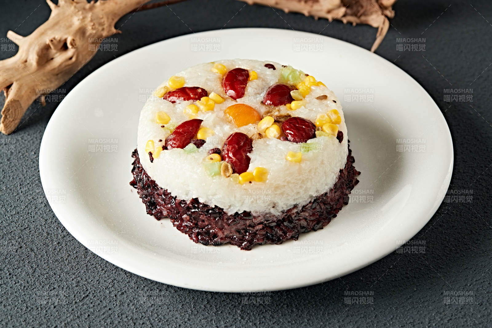 婚宴甜品糯米八宝饭图片