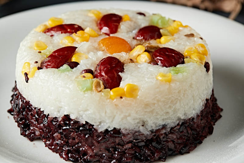 婚宴甜品糯米八宝饭图片