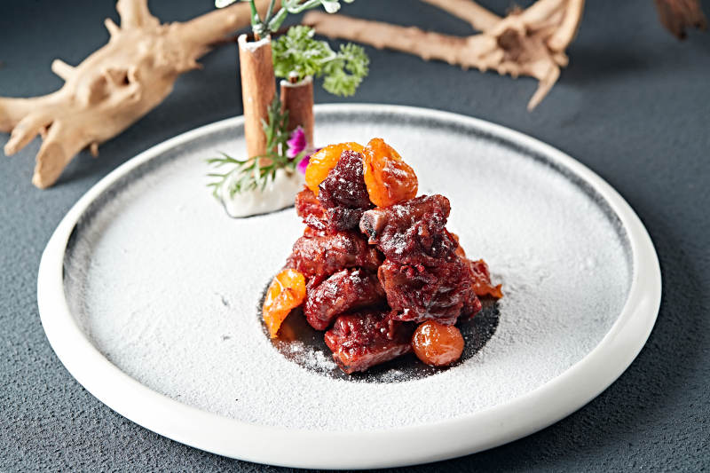 果脯蜜饯配秘制糖醋小排骨图片