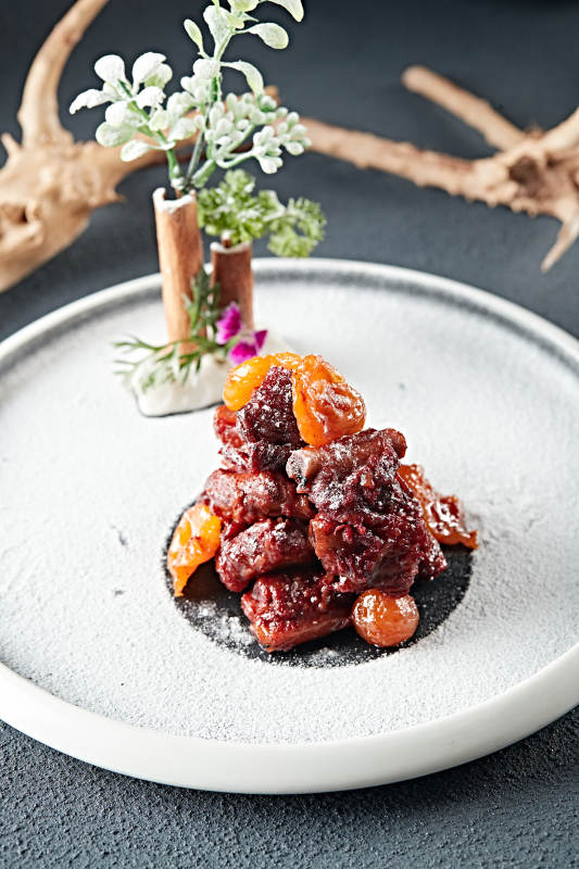 果脯蜜饯配秘制糖醋小排骨图片