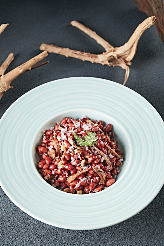 下酒小菜油炸花生拌小鱼干图片