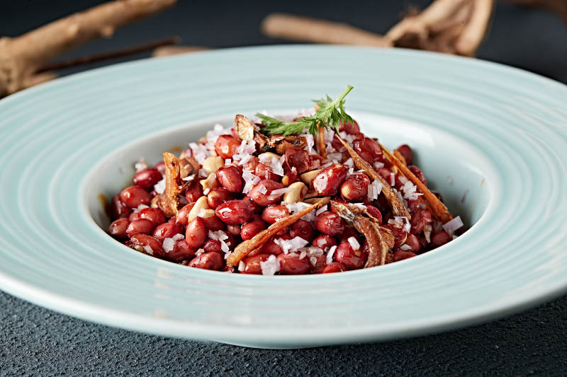 下酒小菜油炸花生拌小鱼干图片