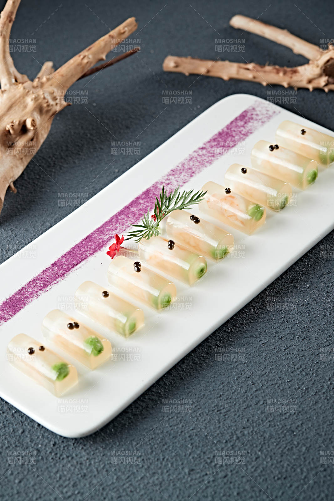 水晶青豆虾仁冻图片