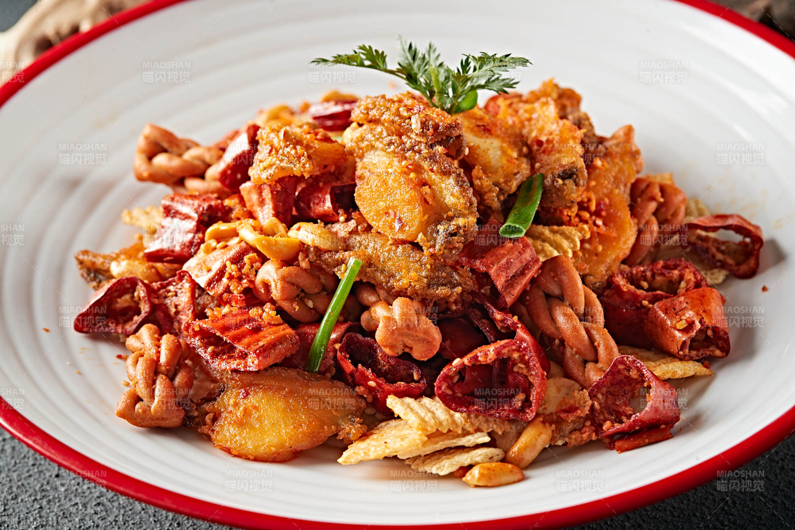 干炸辣味香酥酥脆小鲍鱼图片