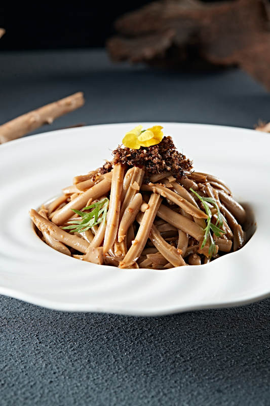 山西美食杂粮香辣桥面凉粉图片