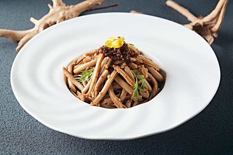 山西美食杂粮香辣桥面凉粉图片