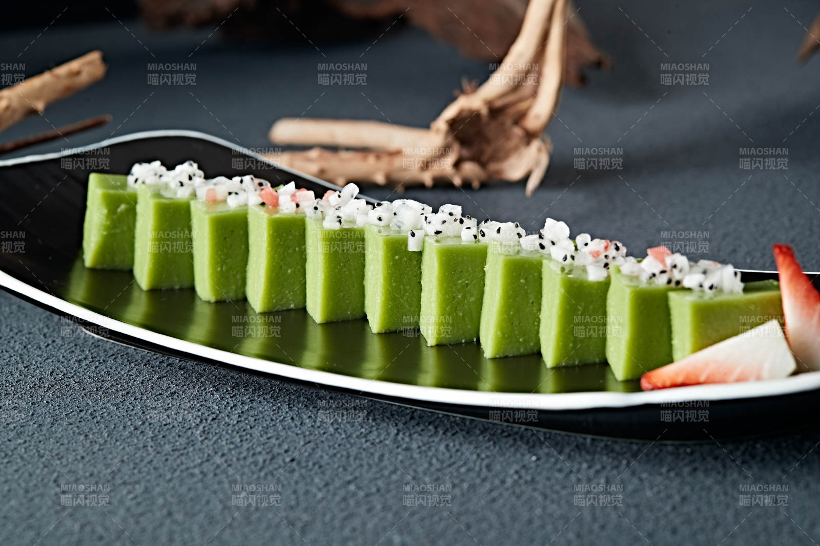 水果粒青豆慕斯图片