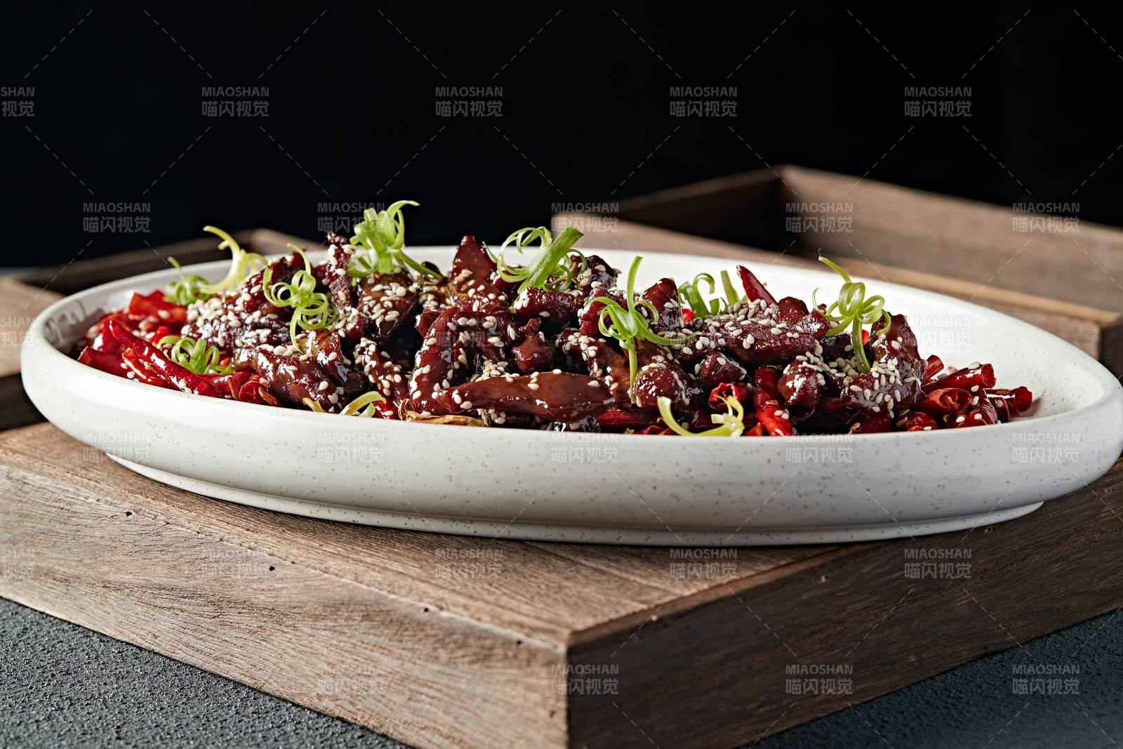 川湘香辣爆牛柳 辣子牛柳图片