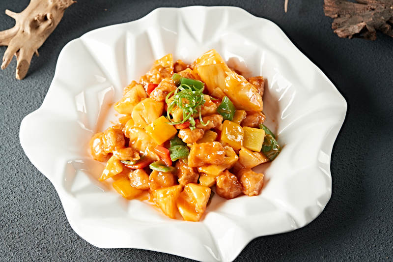 港式菠萝彩椒咕咾肉图片