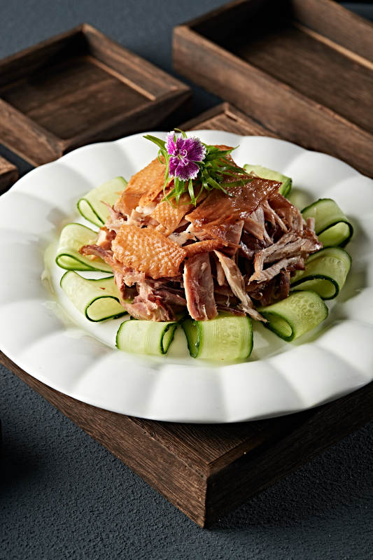 卤味传统手撕熏鸡图片