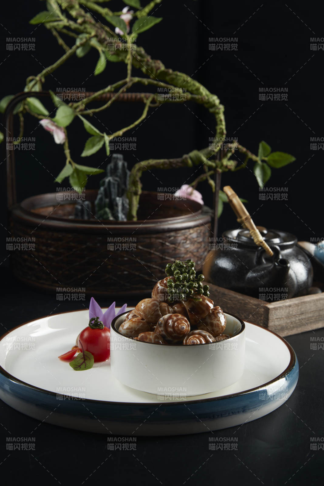 藤椒捞汁小海鲜腌花螺图片