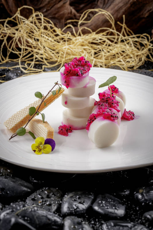 奶香火龙果豆腐图片