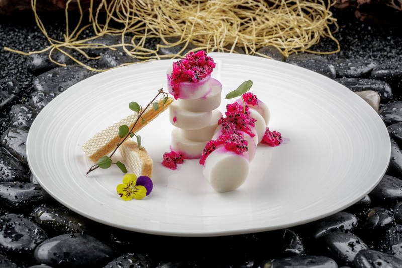 奶香火龙果豆腐图片