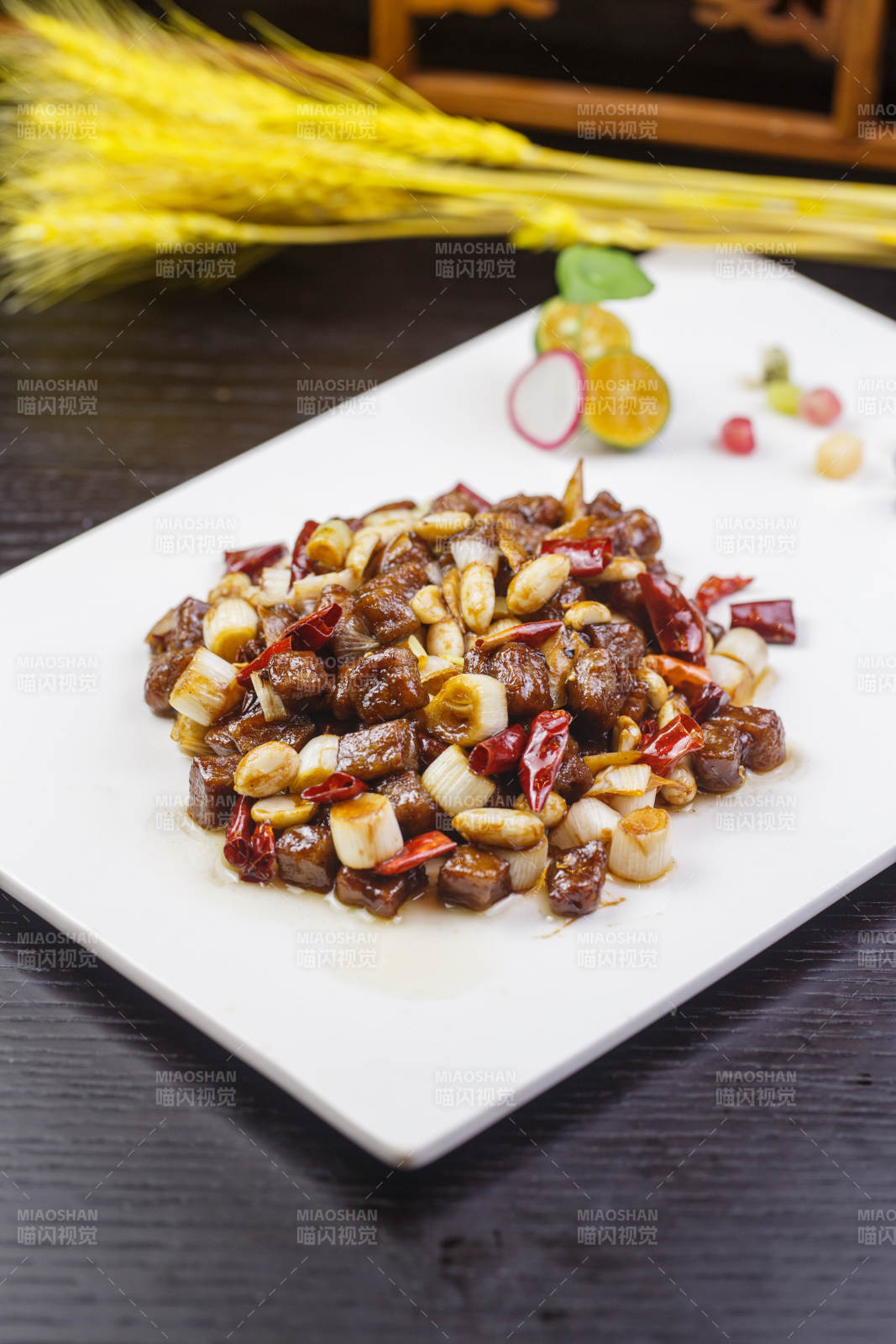 宫保牛仔粒图片