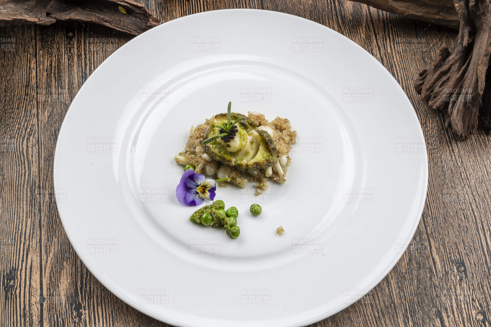 山葵鲜鲍鱼图片