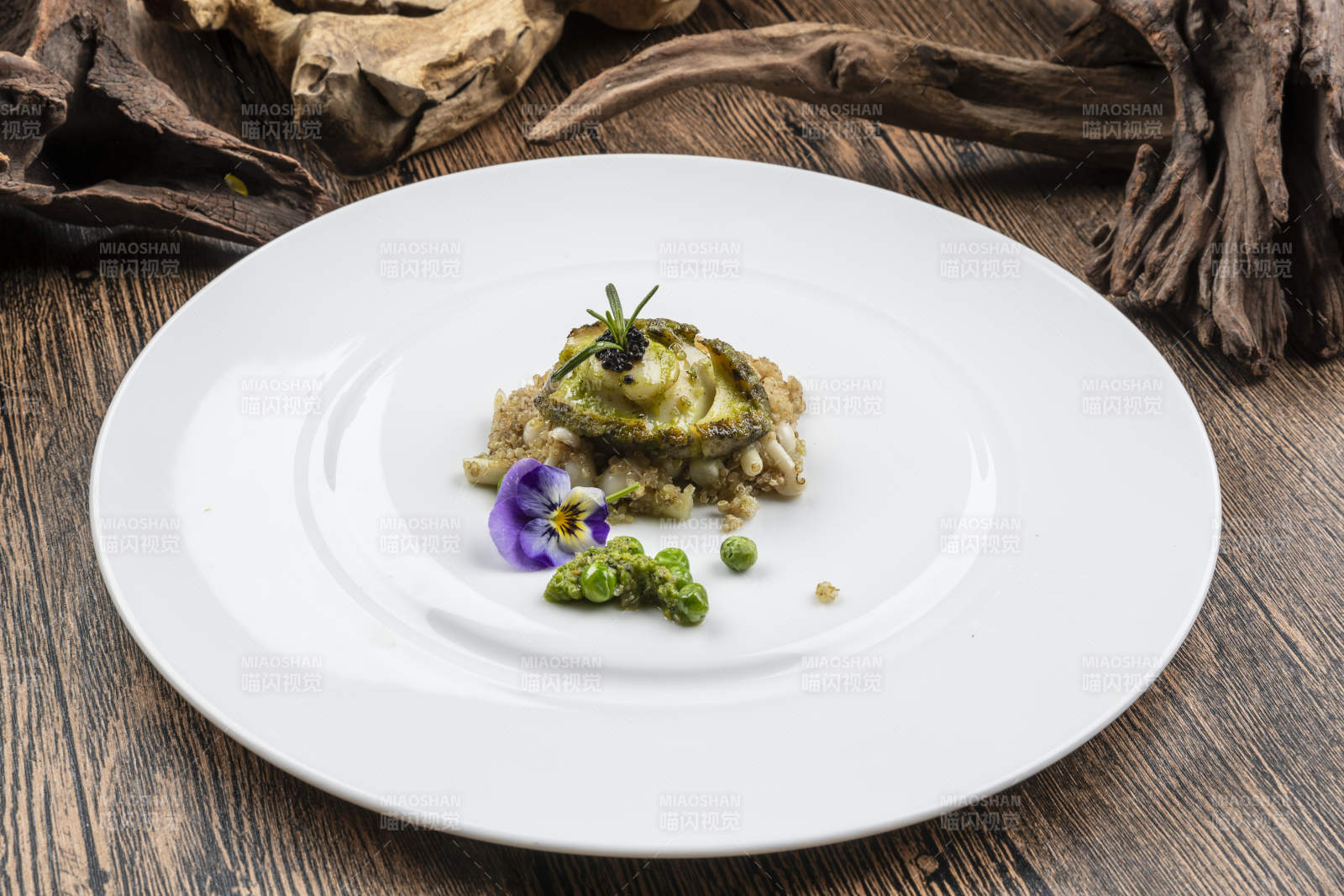 山葵鲜鲍鱼图片