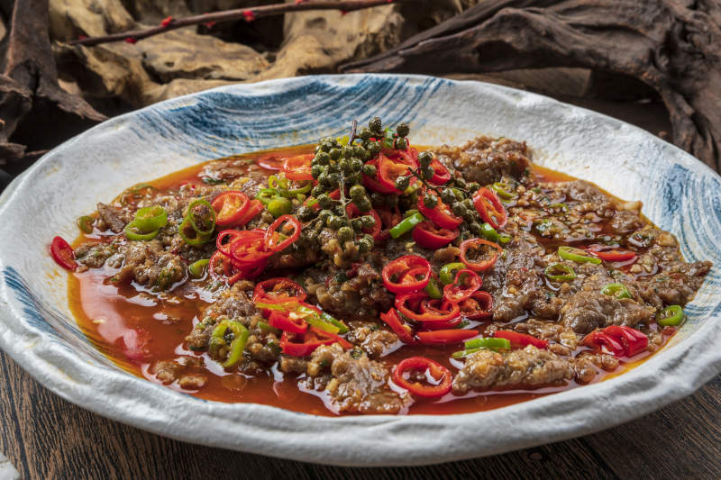 川味红油辣牛肉图片