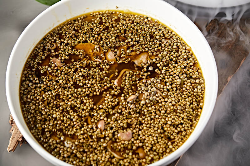 川香味麻椒水煮牛舌图片