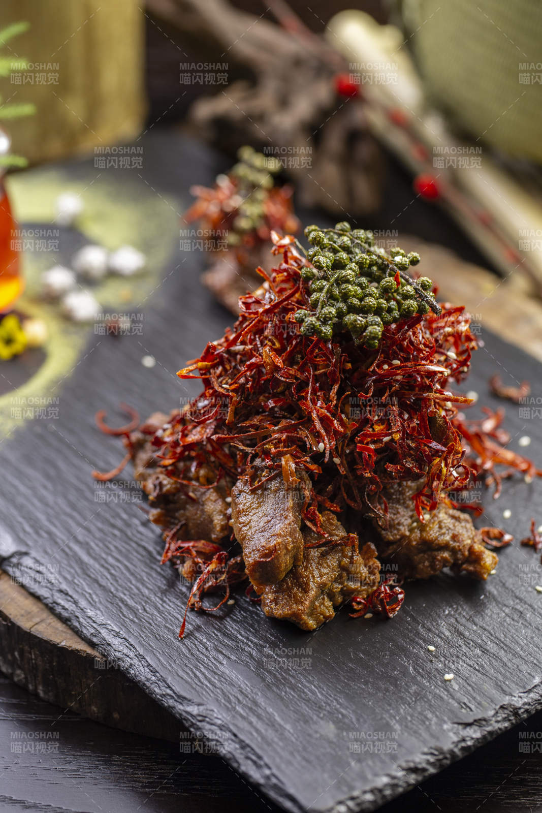 川香椒麻牛腩图片