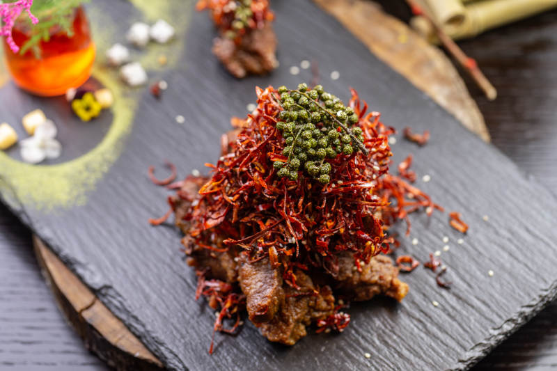 川香椒麻牛腩图片