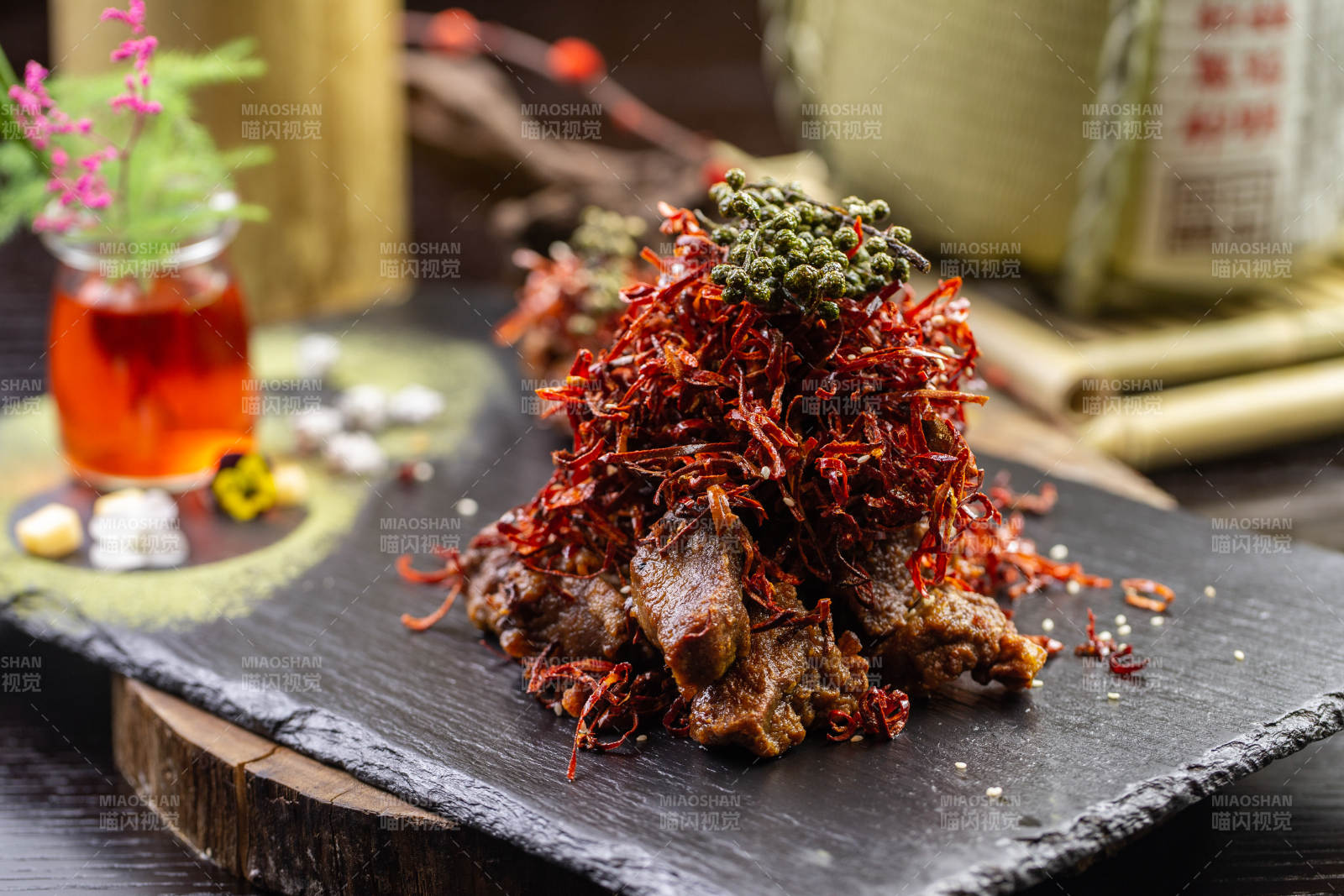 川香椒麻牛腩图片