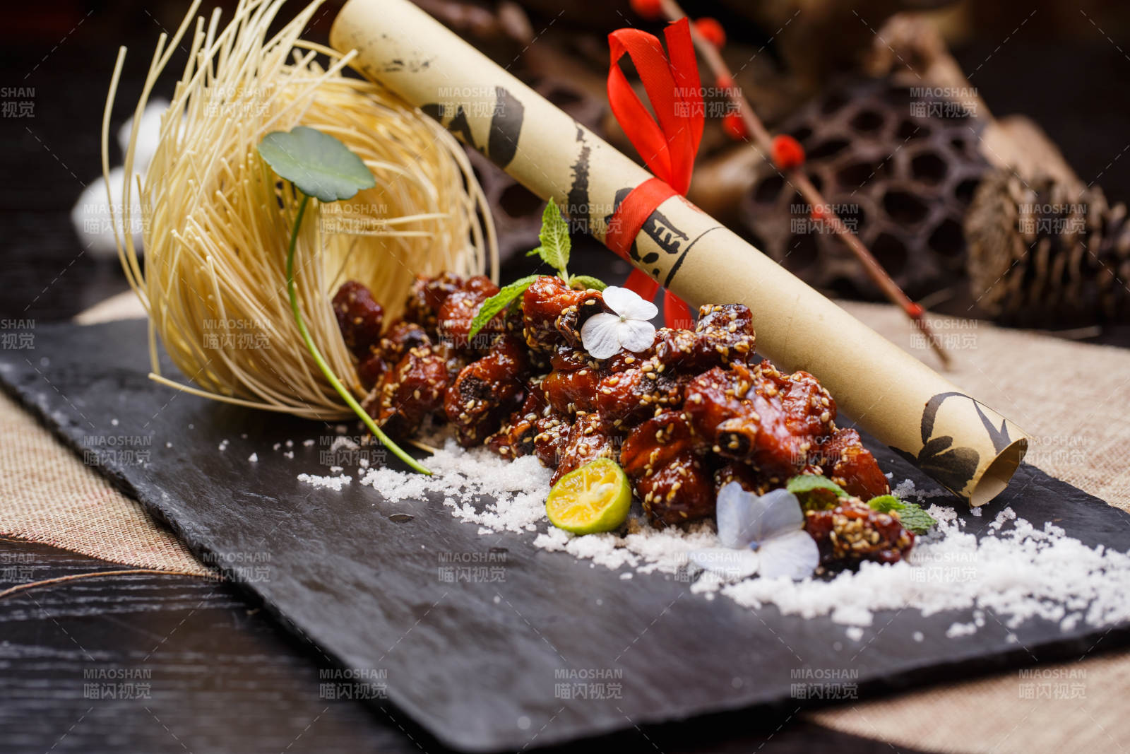 广式蜜汁叉烧小排骨图片