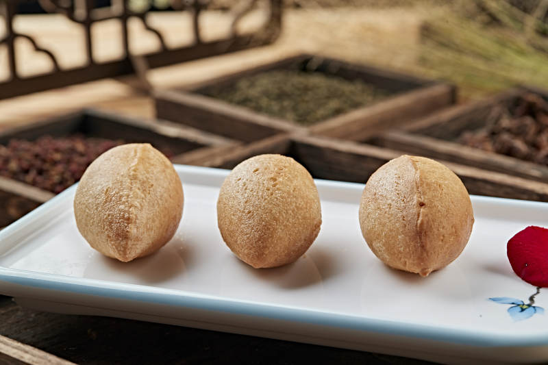 港式茶餐油炸酥皮酱肉包图片