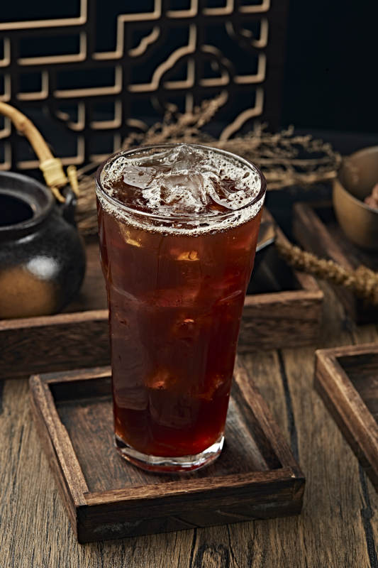 解暑饮料冰红茶柠檬冰红茶图片