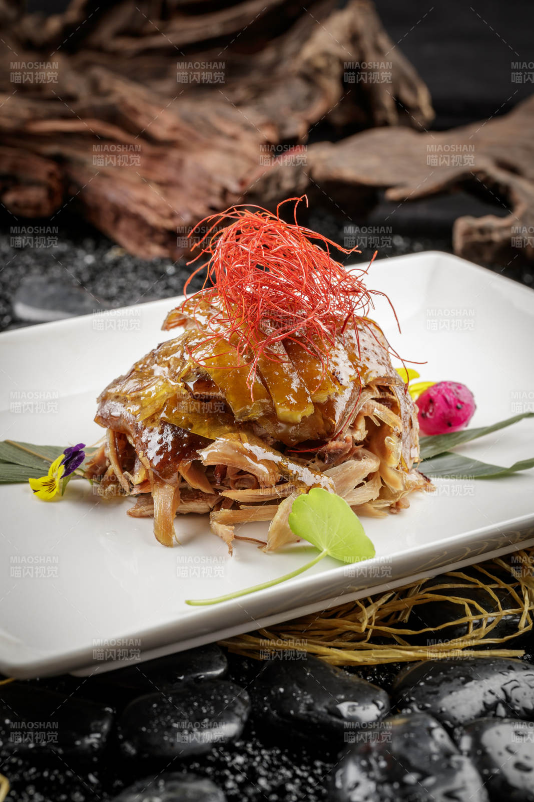 手撕风干鸡图片