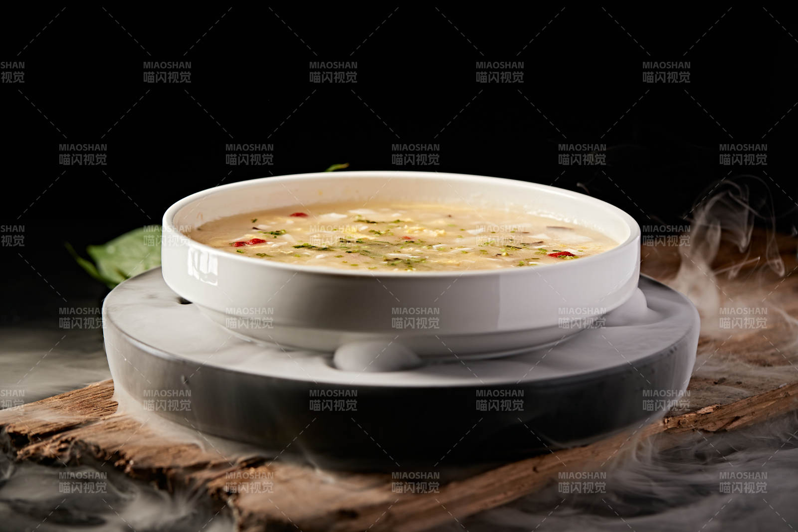 浓汤枸杞香菇千叶豆腐羹图片