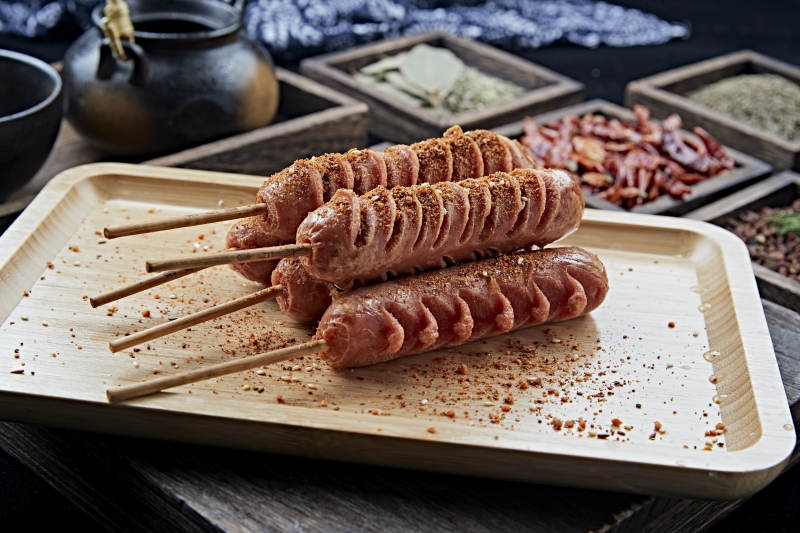 美味炭烤台湾香肠图片
