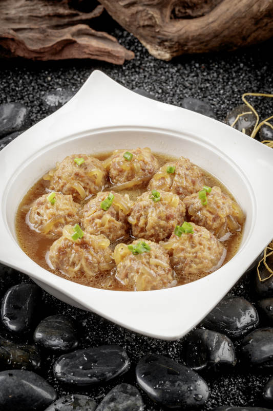 猫头肉丸子图片