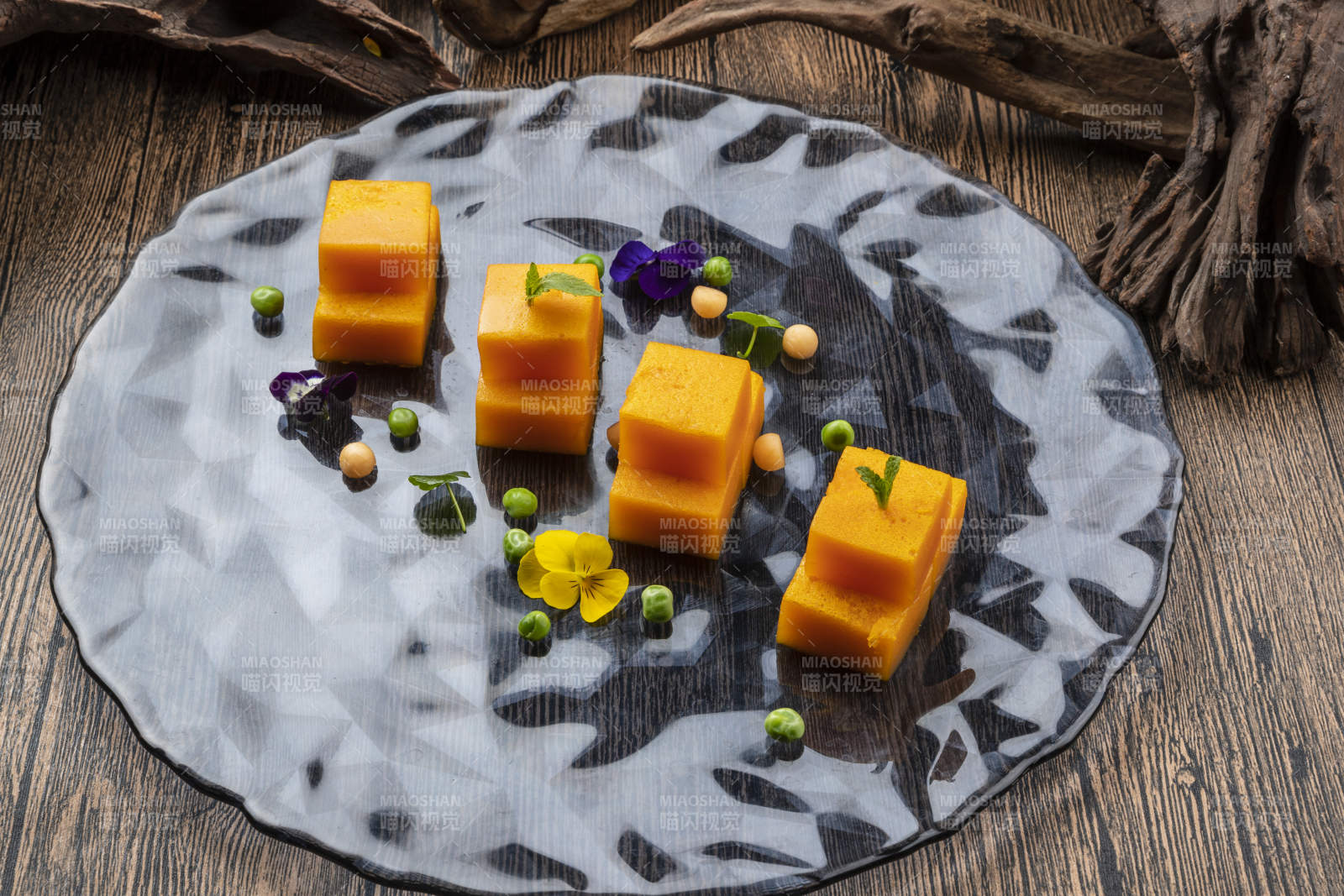 甜品芒果泥豆腐图片