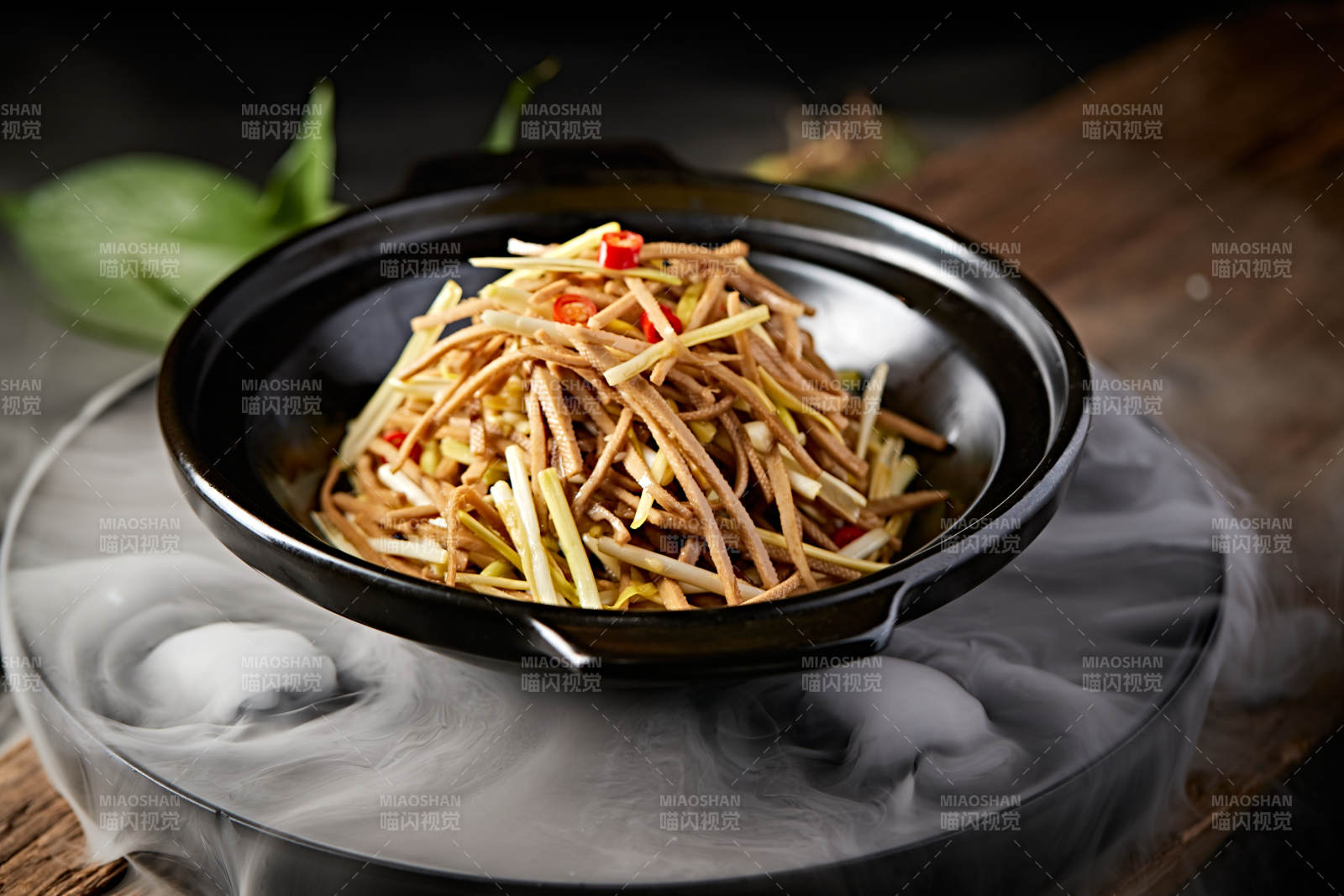 砂锅米椒韭黄黑豆腐丝图片