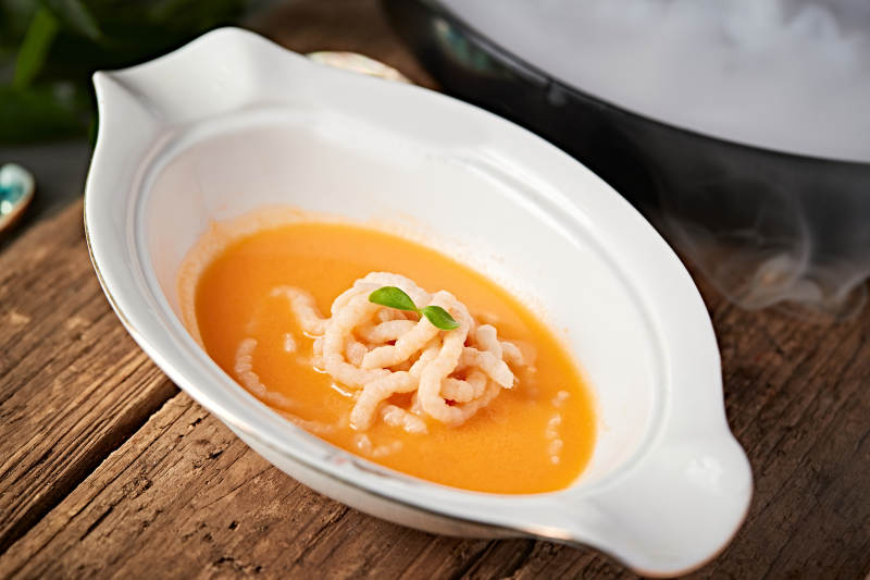 精美位菜鲍汁龙虾肉面图片