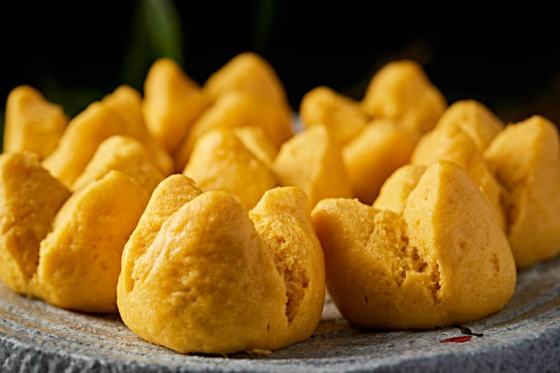 糜子面豆馅开花黄馍馍图片