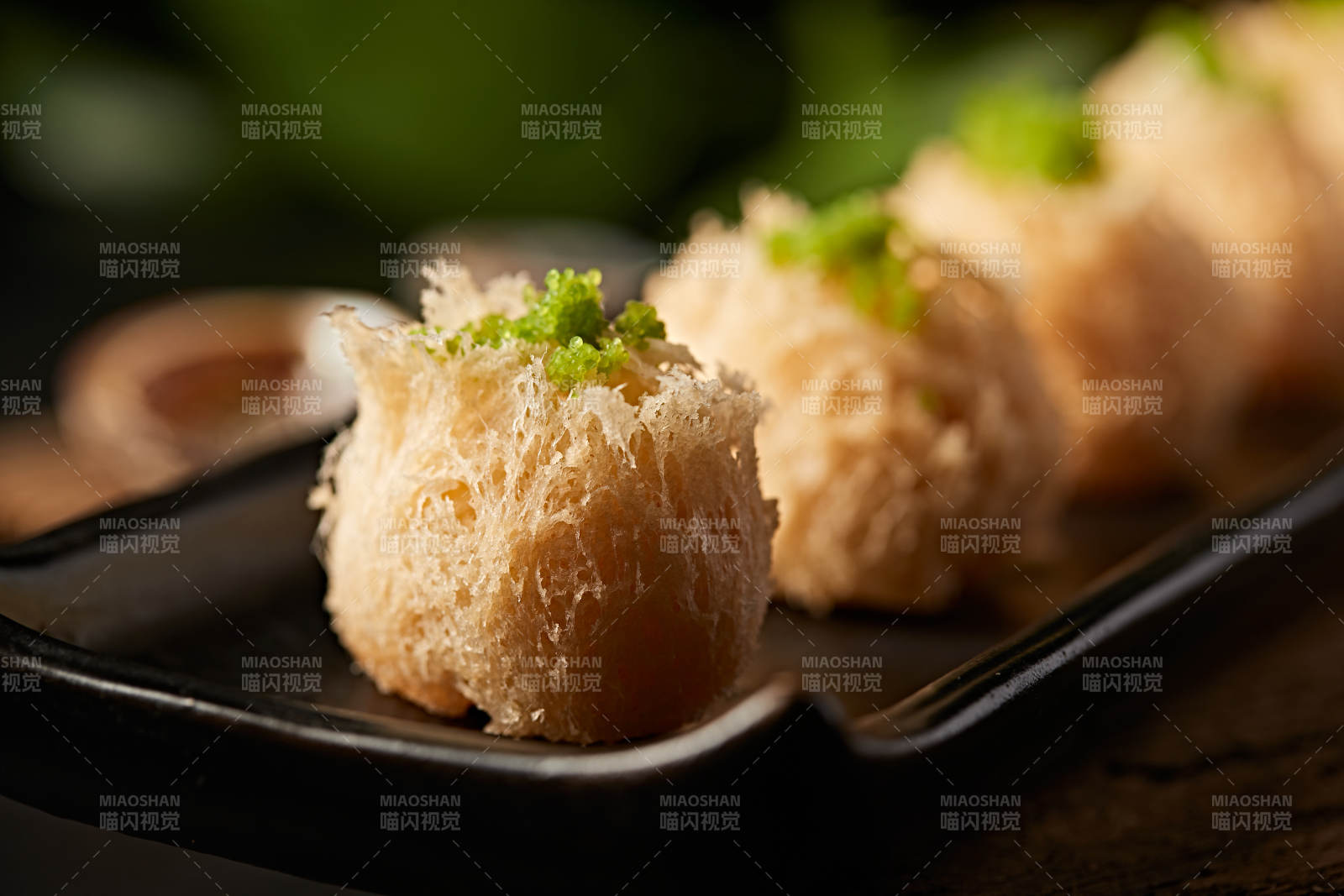 美味香炸面酥蜂窝大虾球图片