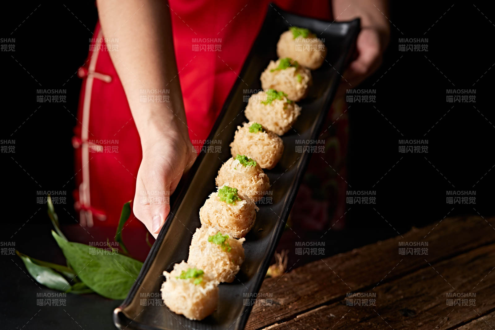 美味香炸面酥蜂窝大虾球图片