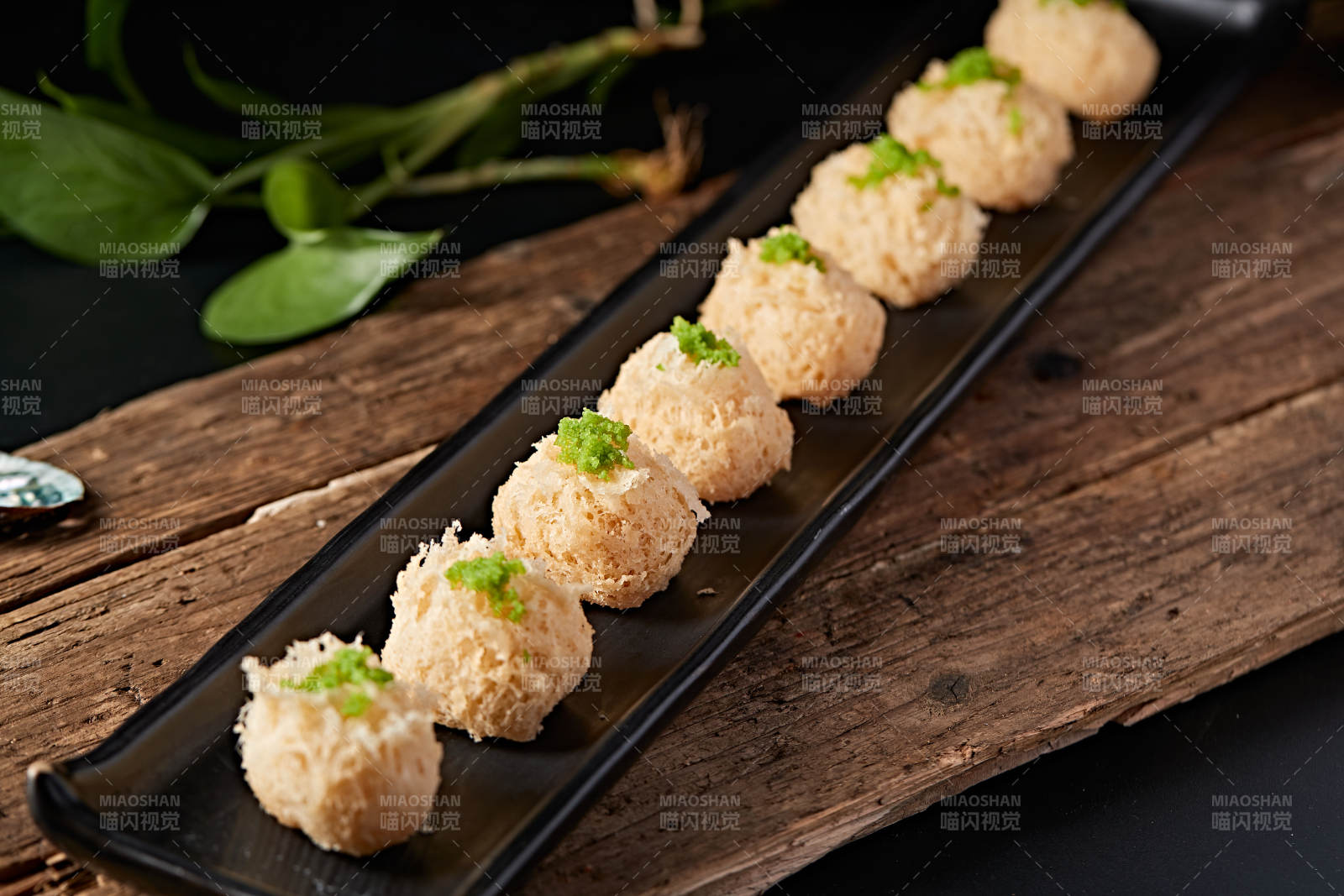 美味香炸面酥蜂窝大虾球图片