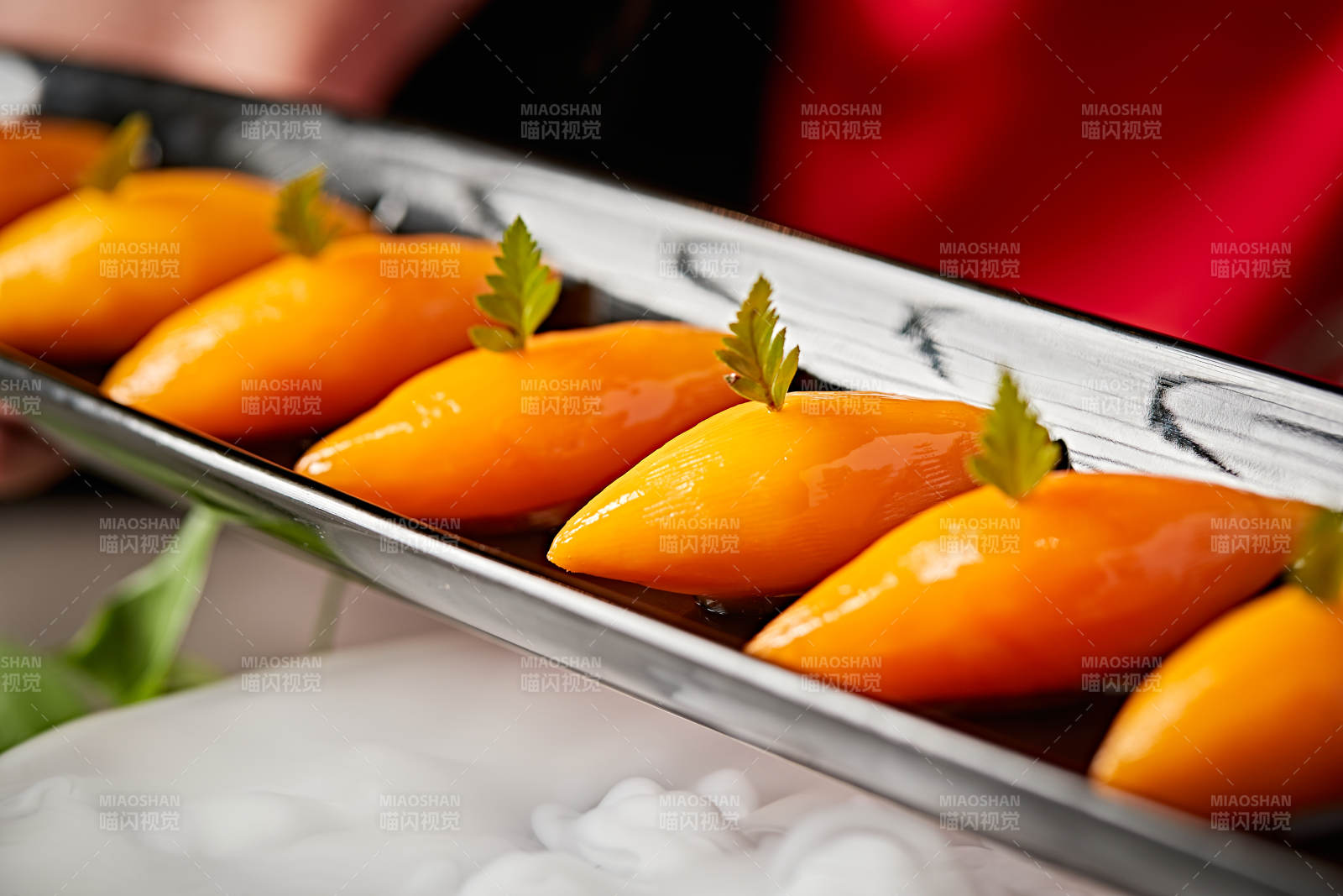 芒果造型浇汁蜂蜜醸红薯图片