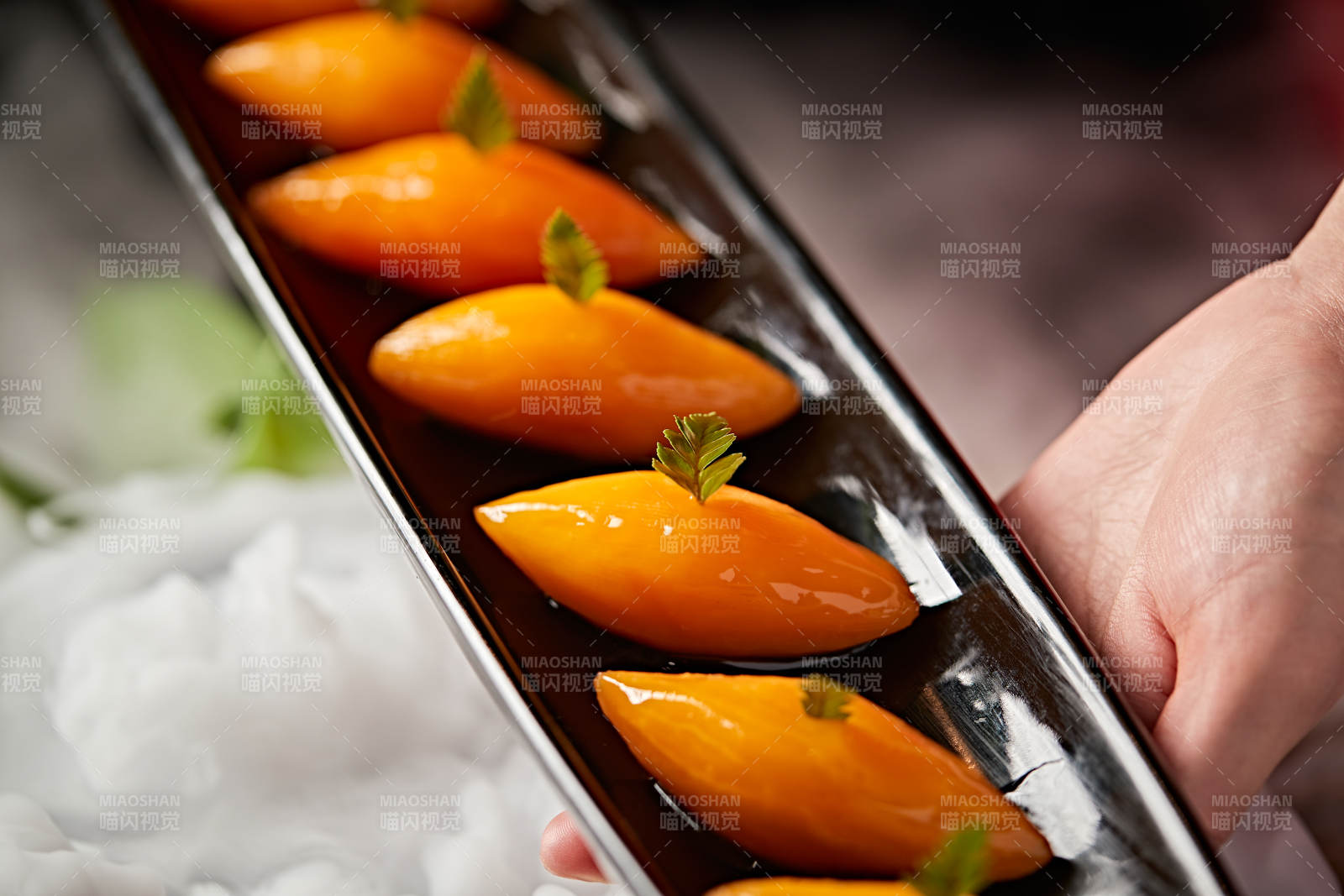 芒果造型浇汁蜂蜜醸红薯图片