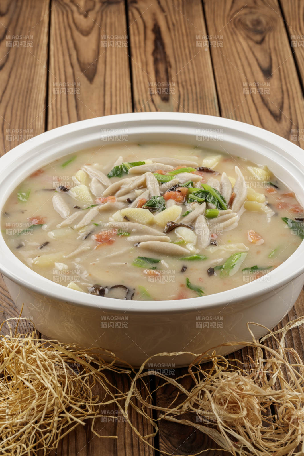 莜面生下鱼图片