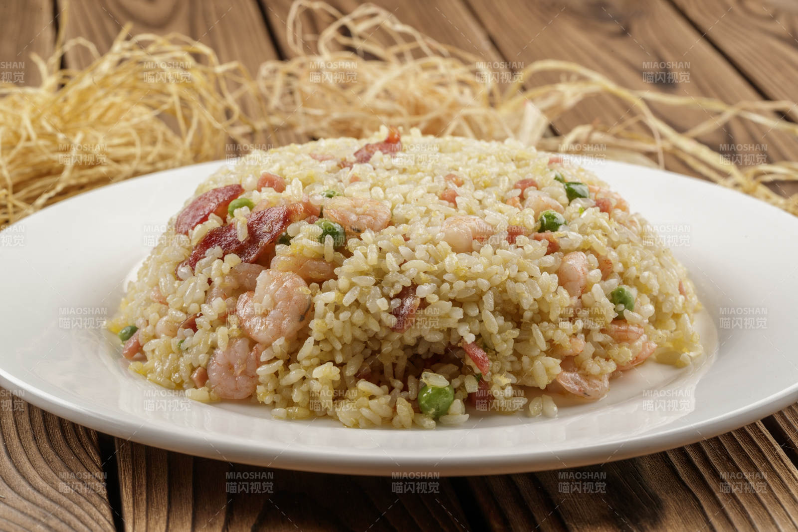 虾仁腊味蛋炒饭图片