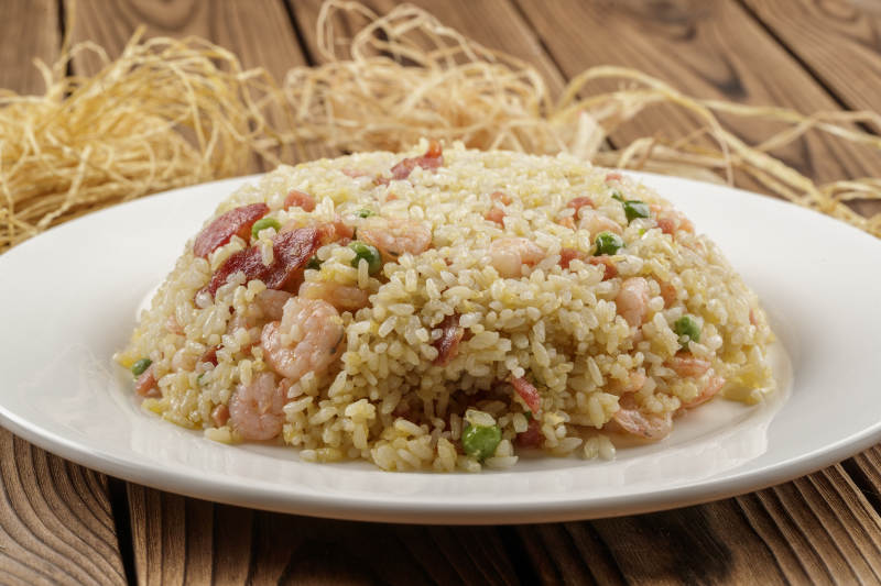 虾仁腊味蛋炒饭图片