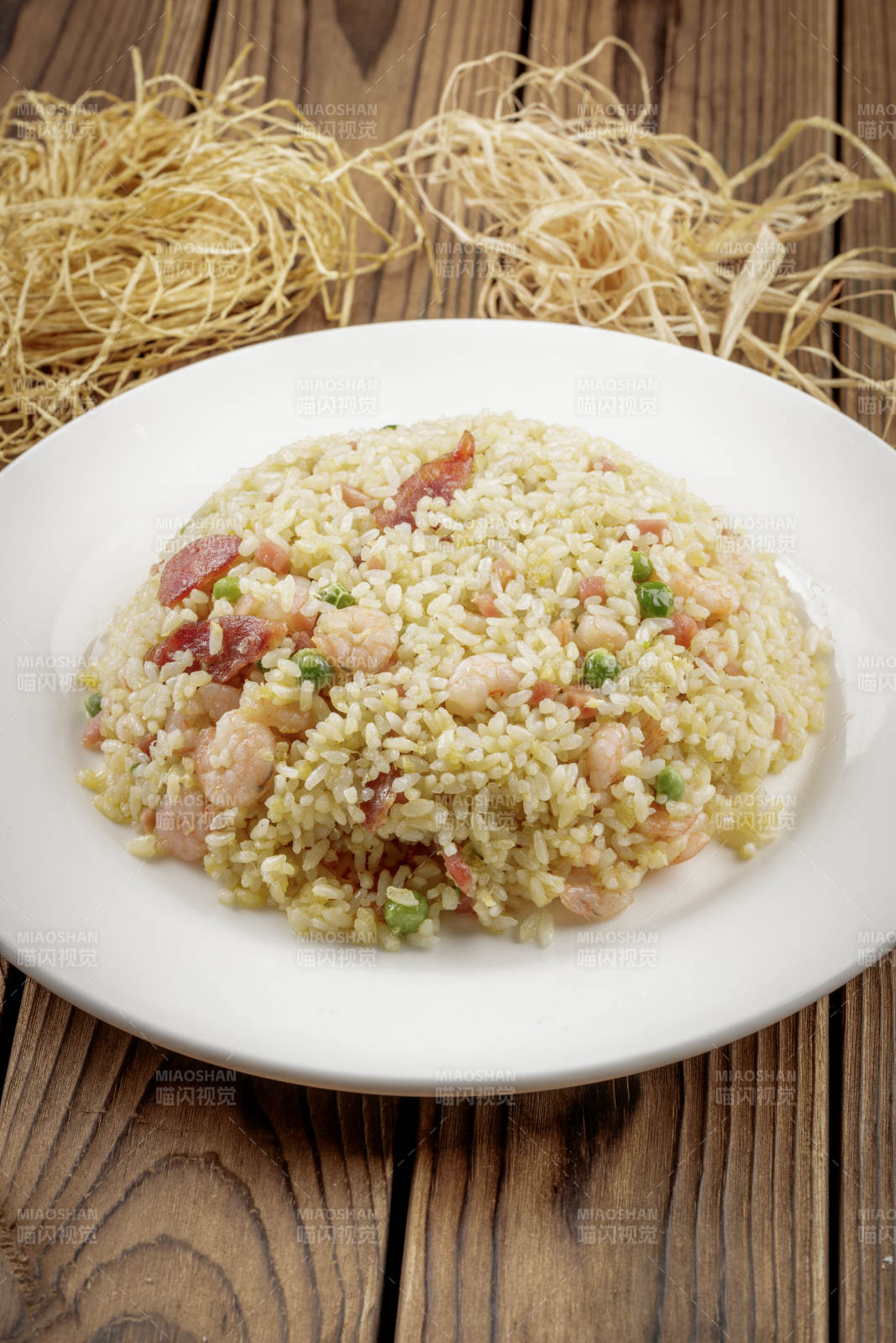 虾仁腊味蛋炒饭图片