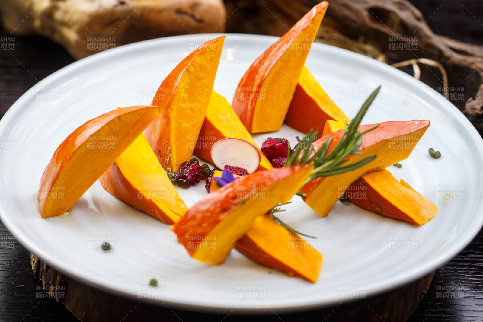 蜜汁广式焗金瓜图片